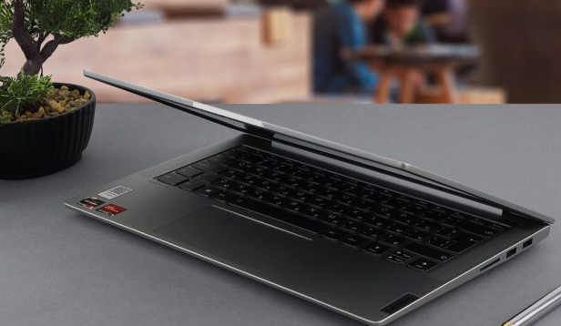 联想IdeaPad系列中最强大的：IdeaPad 5 Pro
