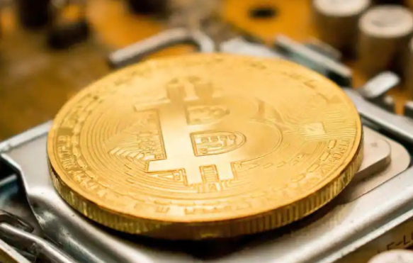 特斯拉购买比特币后，比特币首次突破47,000美元